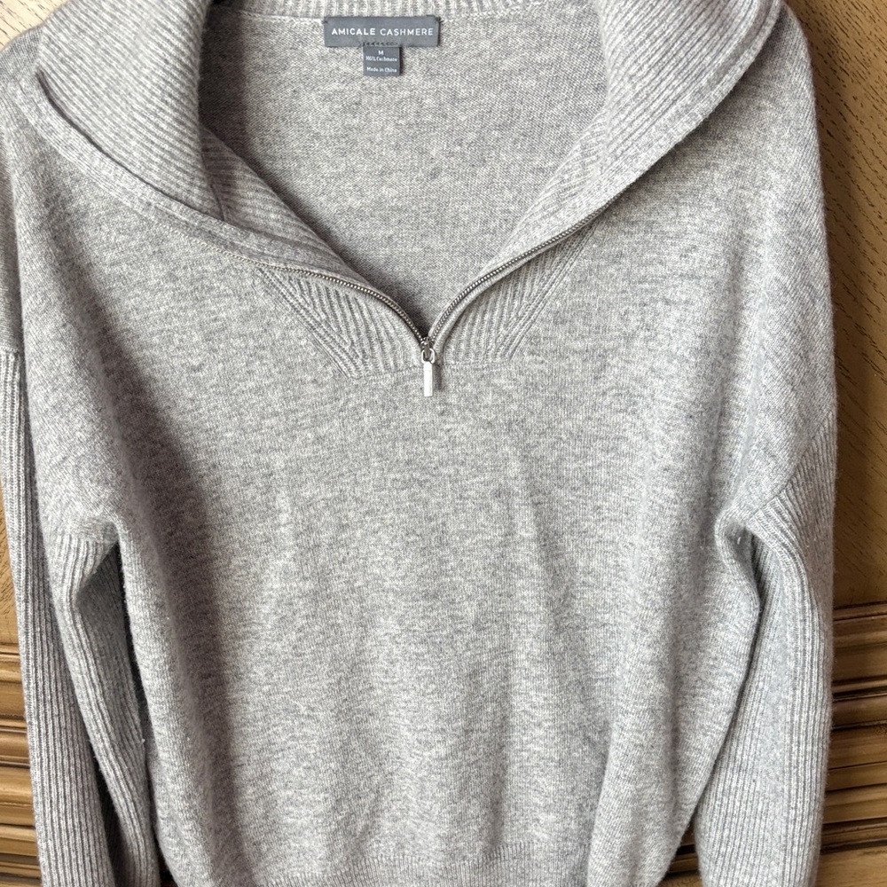 Amicale Cashmere Light Gray Zip-Up Sweater - Picture 3 of 5
